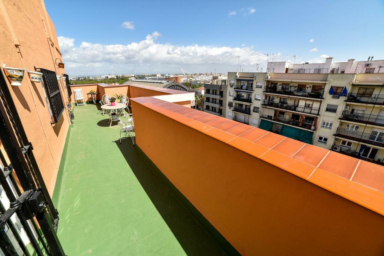 AlohaMundi Arjona Apartment Sevilla Bagian luar foto