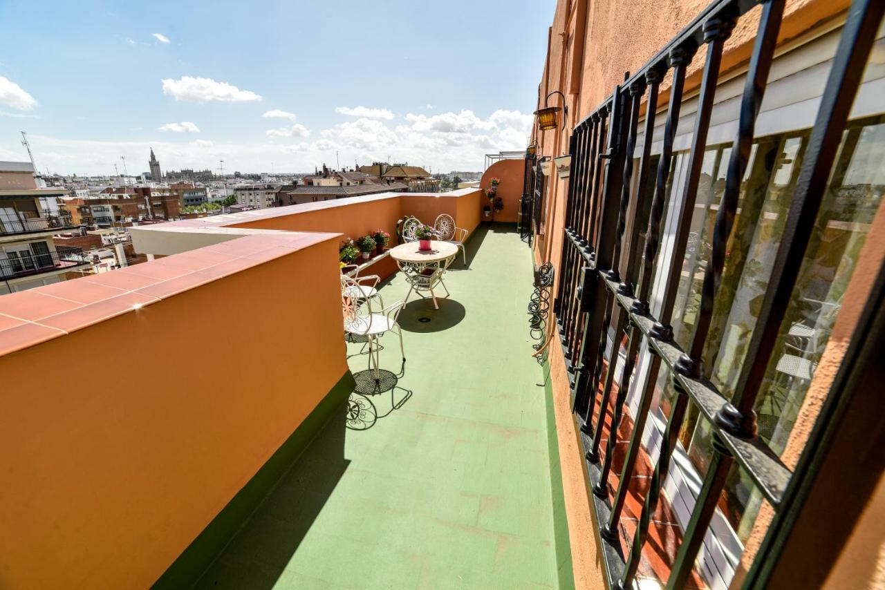 AlohaMundi Arjona Apartment Sevilla Bagian luar foto