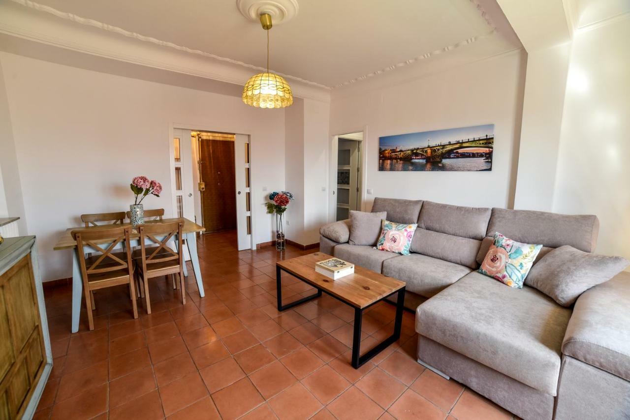AlohaMundi Arjona Apartment Sevilla Bagian luar foto