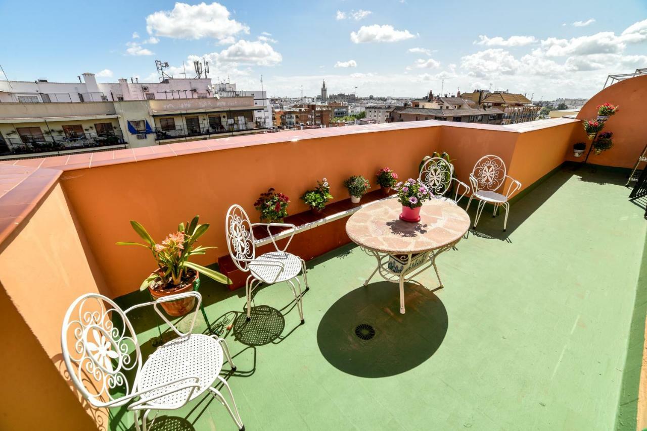 AlohaMundi Arjona Apartment Sevilla Bagian luar foto