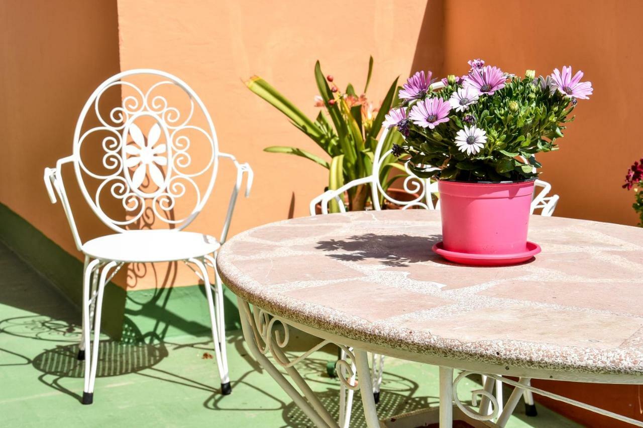 AlohaMundi Arjona Apartment Sevilla Bagian luar foto