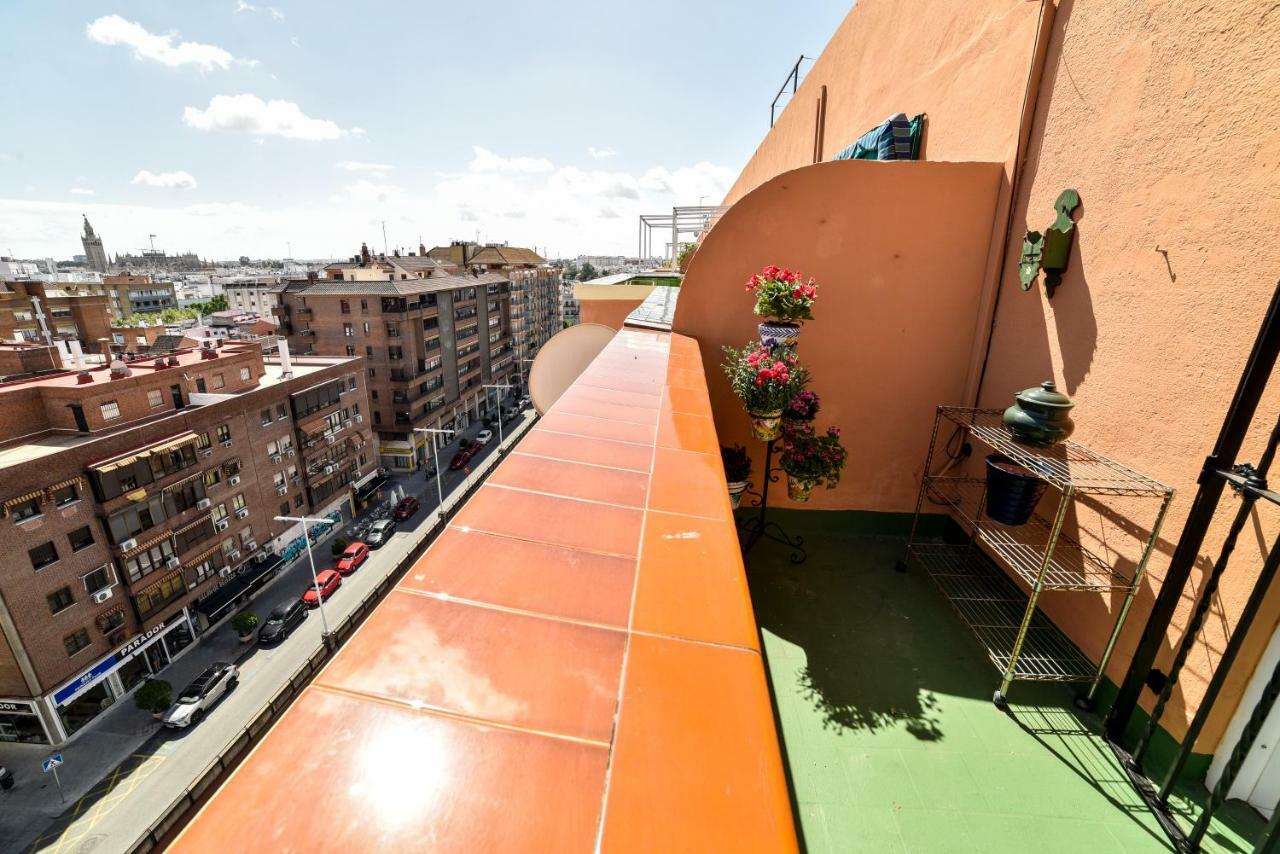 AlohaMundi Arjona Apartment Sevilla Bagian luar foto