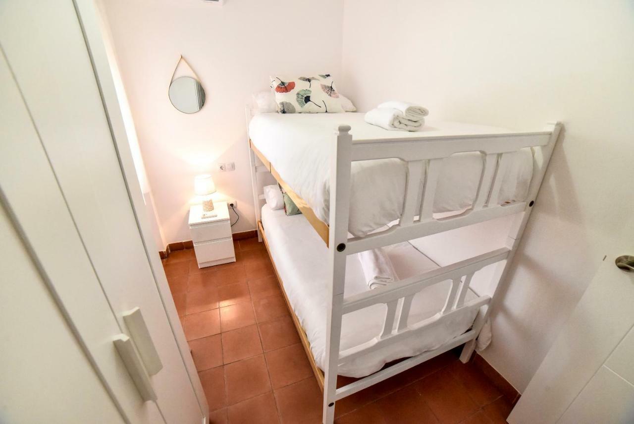 AlohaMundi Arjona Apartment Sevilla Bagian luar foto
